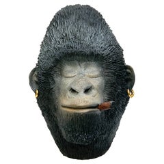 Monkey, cigare et boucles d'oreilles en céramique, centre de table en forme de singe, design artisanal en Italie, 2021