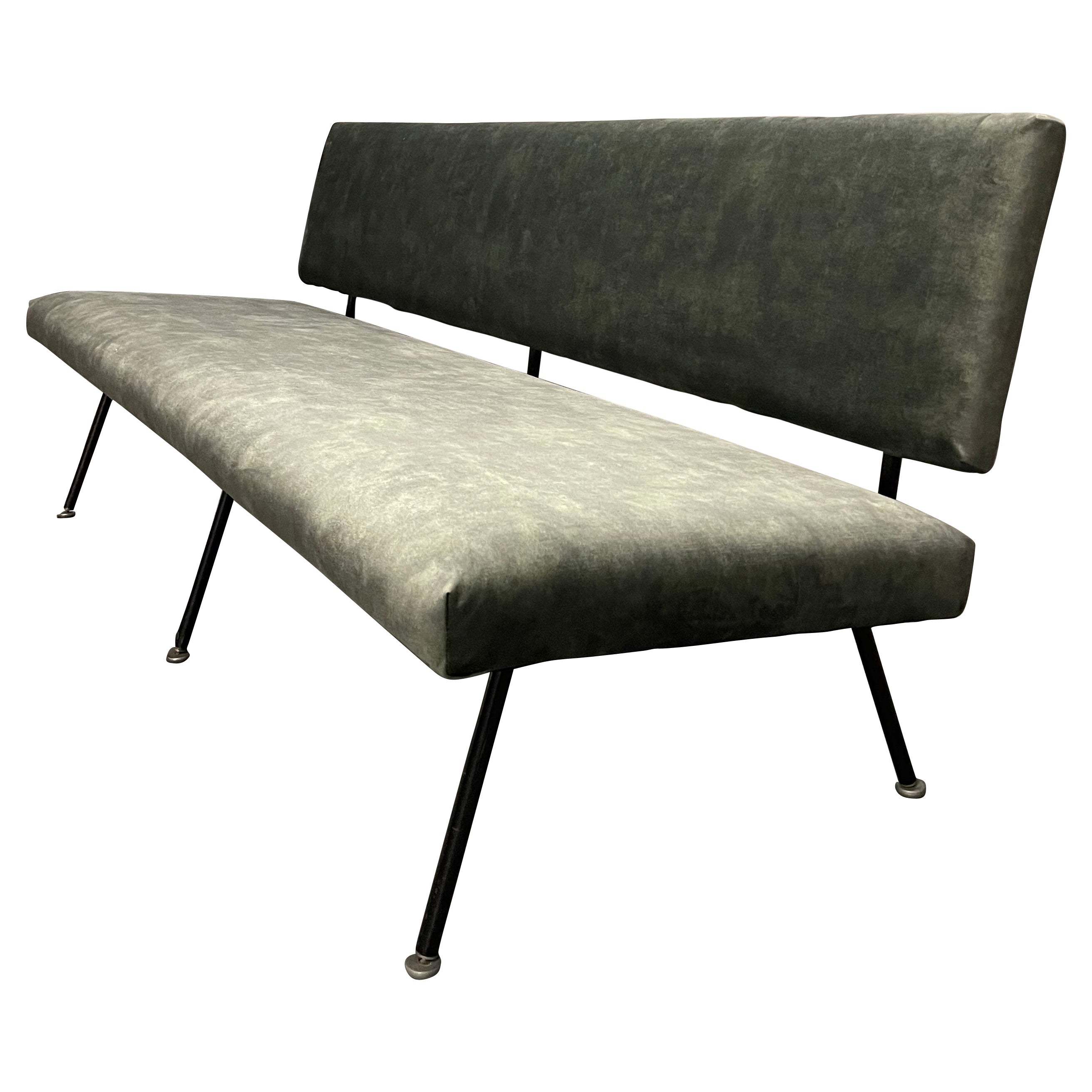 Rare No. 33 Sofa by Florence Knoll For Sale