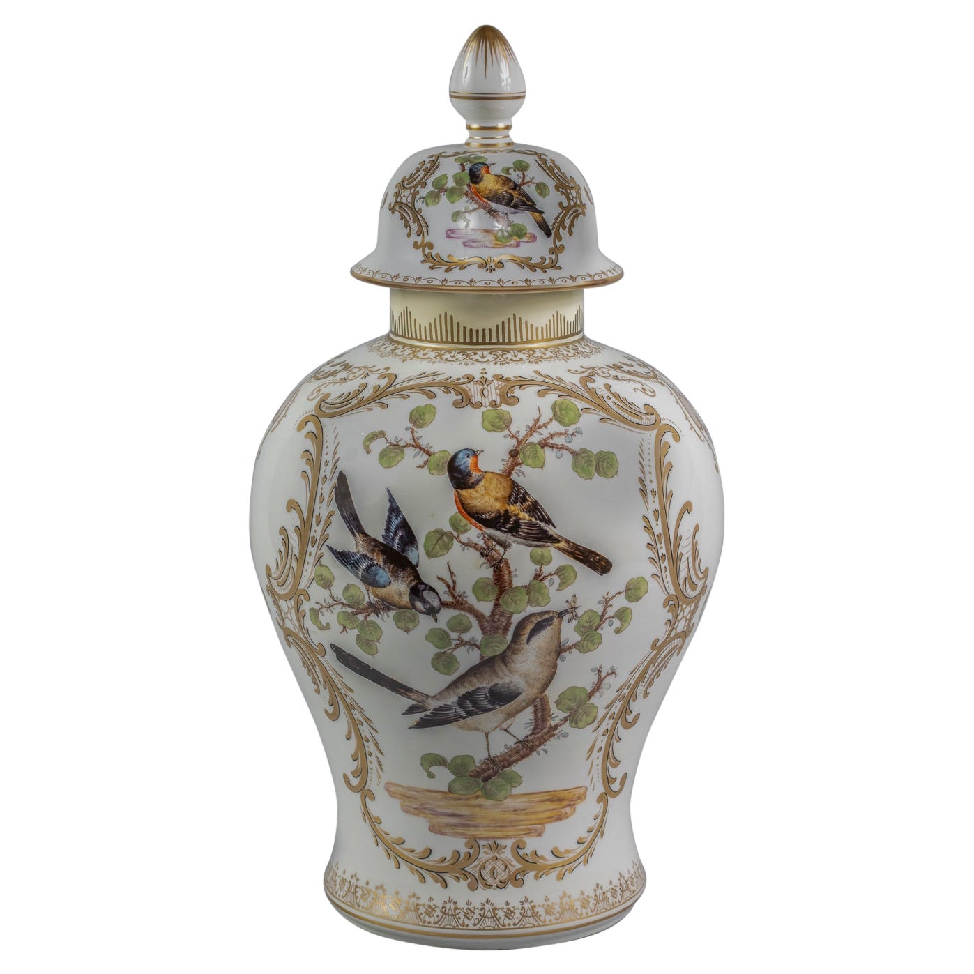 Grande vaso coperto in porcellana tedesca, 1890 circa