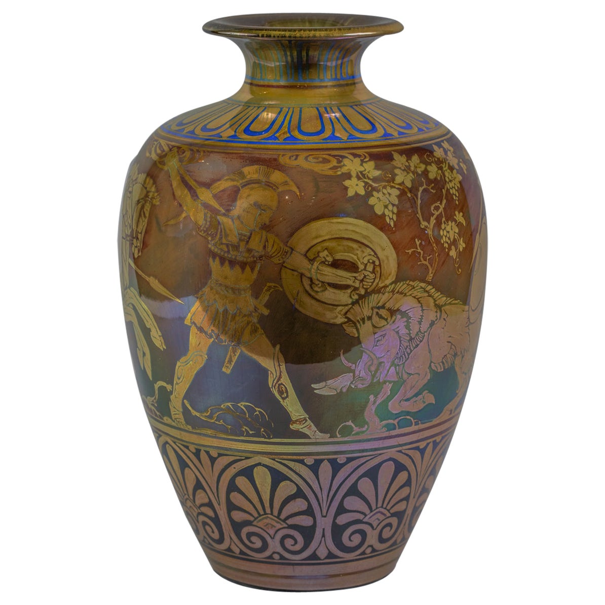 Grand vase en poterie de Lancastrian de Pilkington, daté de 1925 en vente
