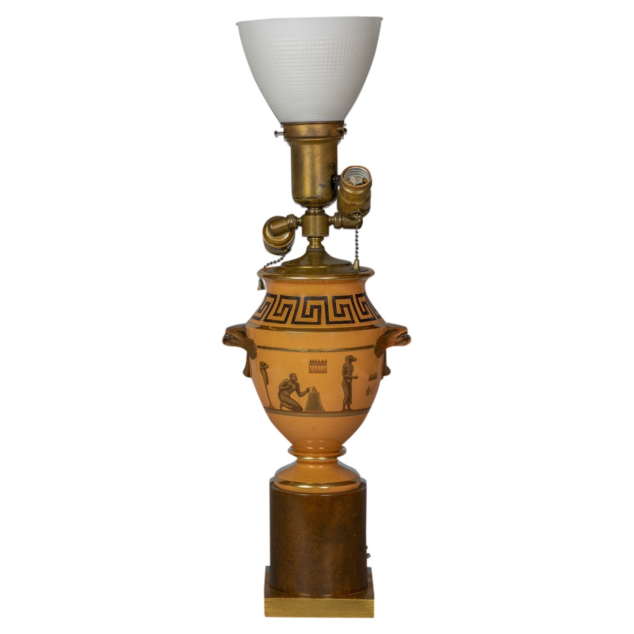 Englische Vase mit ägyptischem Motiv aus englischem Porzellan als Lampe montiert, um 1820