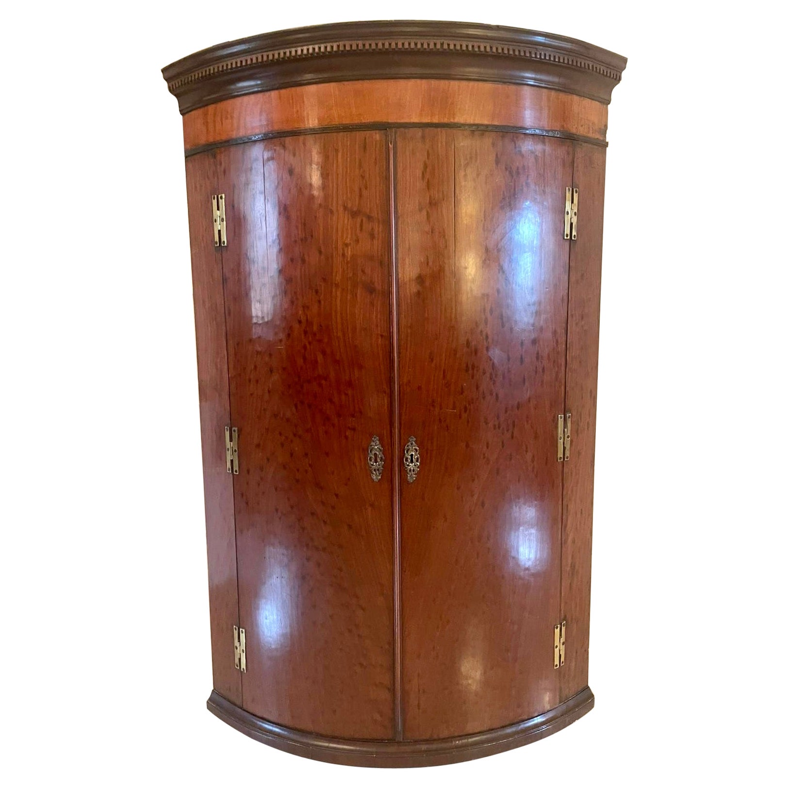 Quality 18th Century Antique George III Plum Pudding Mahogany Bow Fronted Corne For Sale