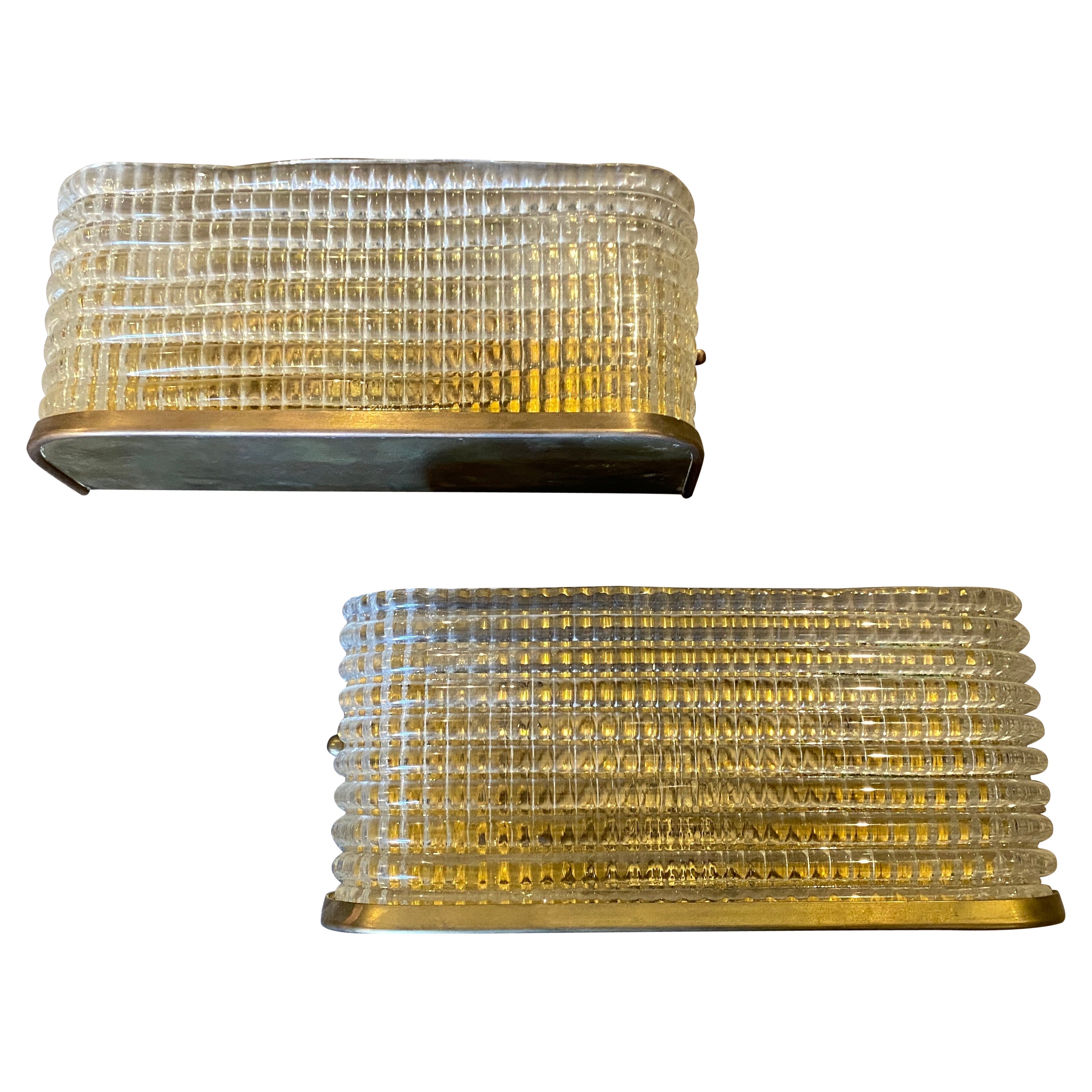 Two 1970s Mid-Century Modern Italian Brass and Glass Rectangular Wall Sconces