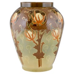 Beeindruckende Jugendstil-Keramikvase mit Blumen von Hippolyte Boulenger, ca. 1900