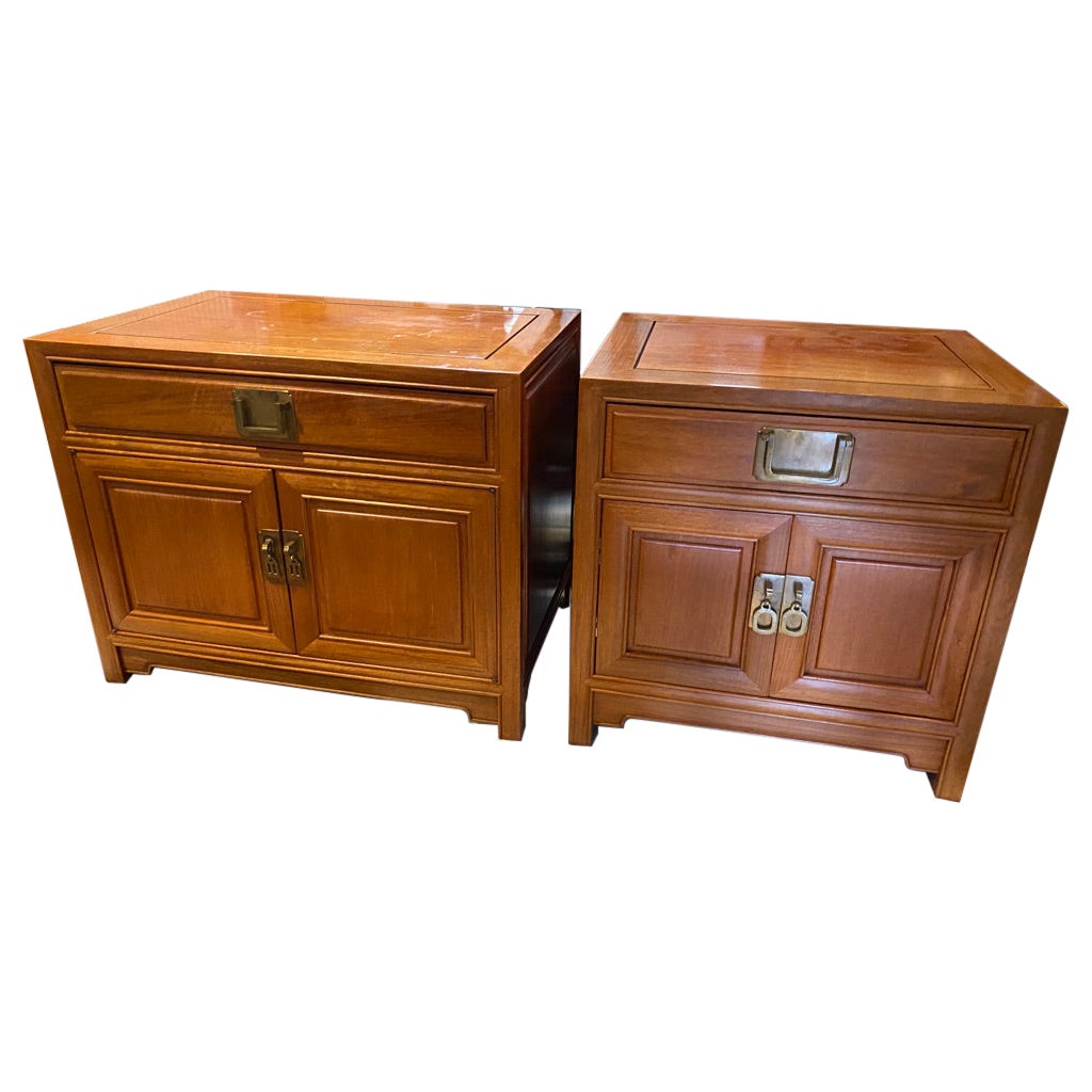 Pair of Henredon Mid-Century Asian Style Night Stands/Side Tables