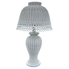 Retro Palm Regency Style White Wicker Rattan Urn Table Lamp, 1980's