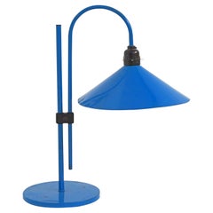 Adjustable Arch Lamp in Blue for Lyskaer