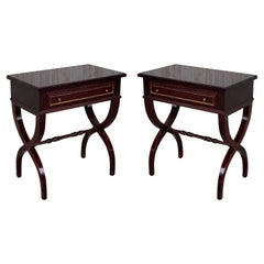 Italian Louis XV Style Mahogany Pair of Nightstand or End Side Tables