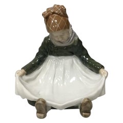 Royal Copenhagen Figurine Fanø Girl No 1315