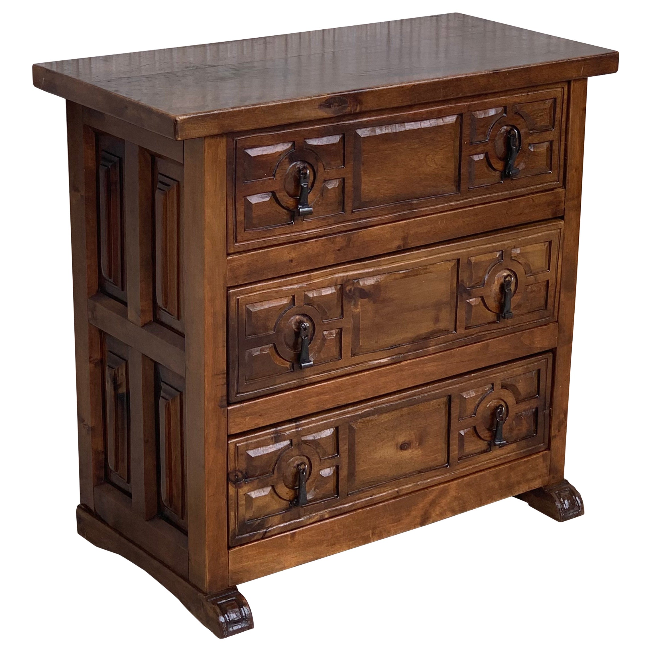 19th Century Catalan Spanish Carved Walnut Console or Night Table, Three Drawers For Sale
