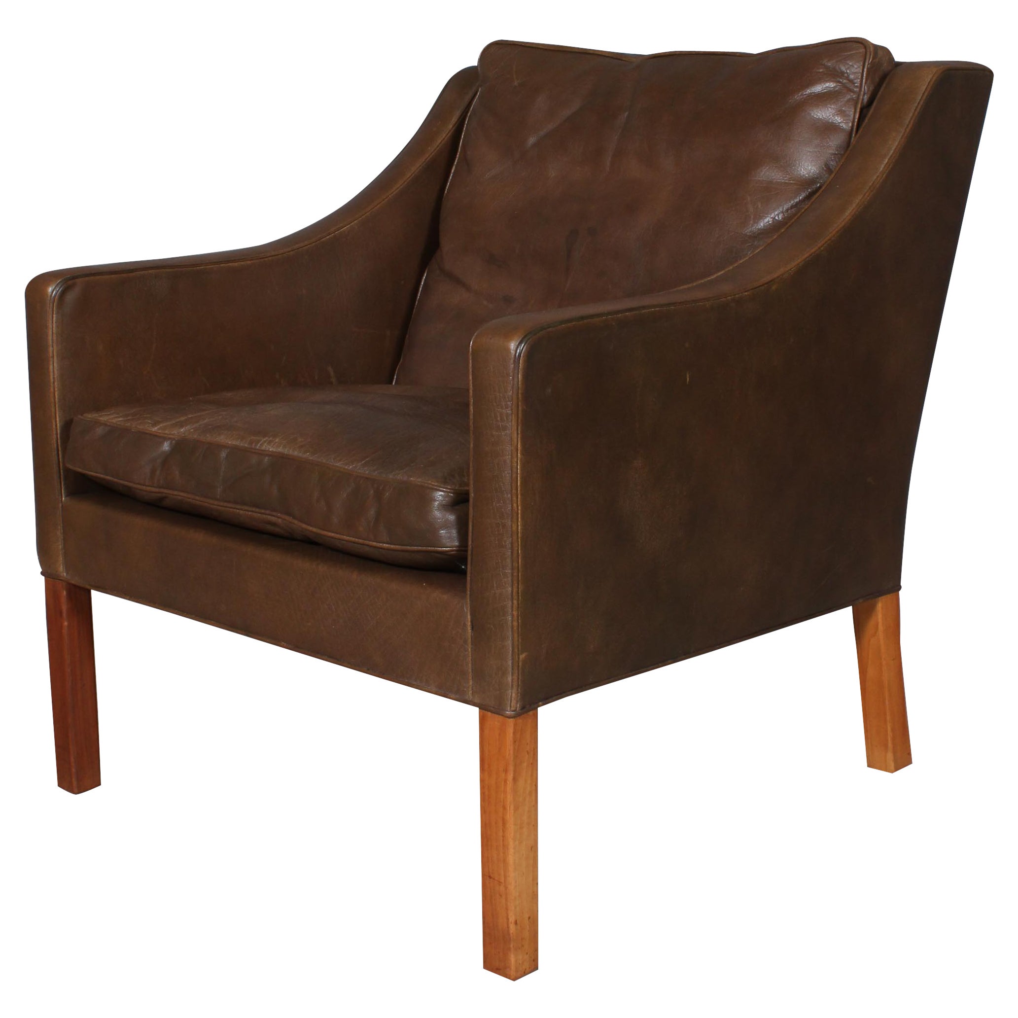 Model 2207 Lounge Chair