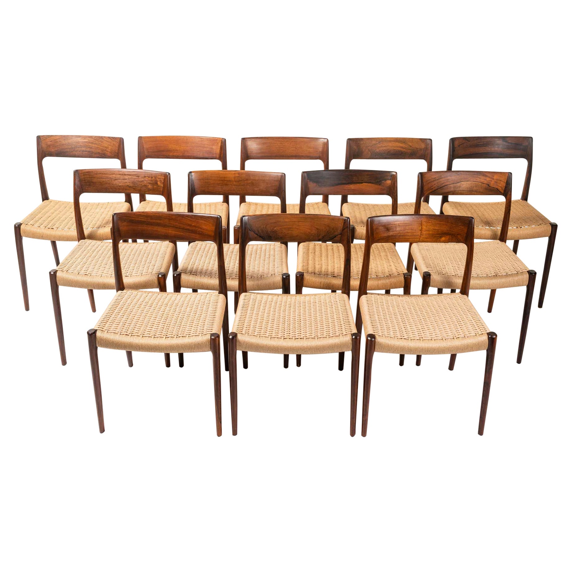 Set of 12 Moller 77 in Rosewood & Papercord