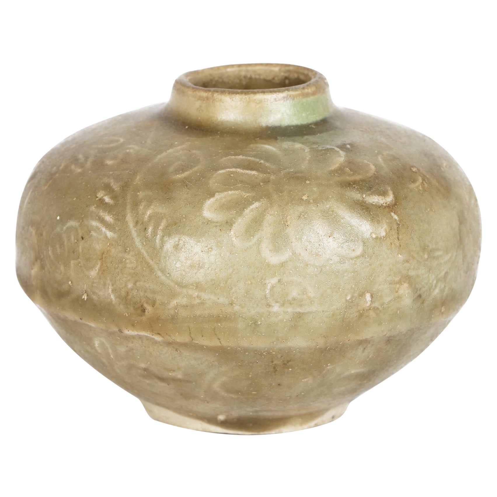 Chinese Song/Yuan Dynasty Flower Molded Longquan Celadon Pottery Jar