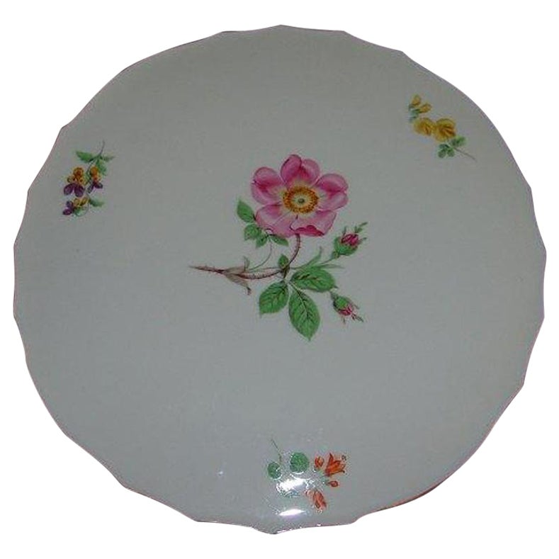 Meissen Porcelain Large Round Serving Platter with Rose Design For Sale