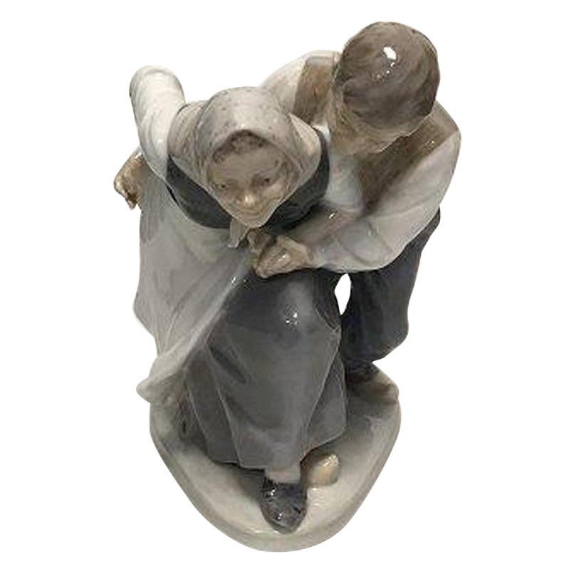 Royal Copenhagen Figurine of Dancing Farm Couple No 1326 For Sale