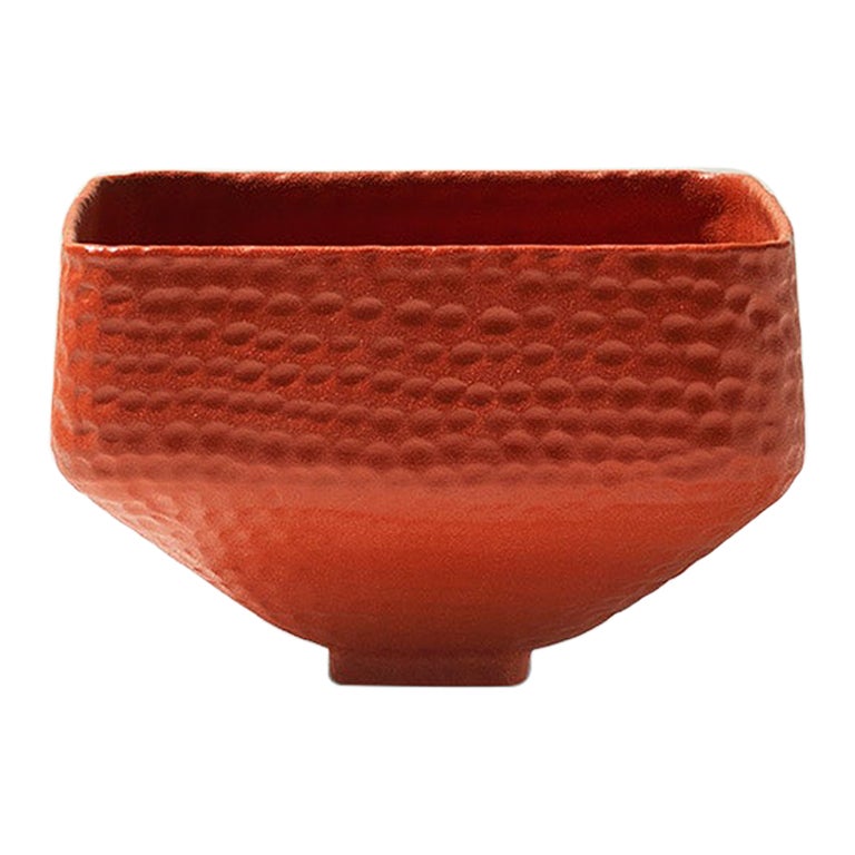 Rote, matt gehämmerte Schale des 21. Jahrhunderts von Ceramica Gatti, Designer A. Anastasio im Angebot
