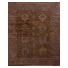 Alfombra de estilo transicional Rug & Kilim en marrón y estampado floral morado