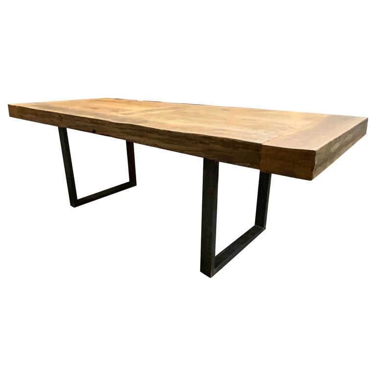 Contemporary Oak Wood Table For Sale at 1stDibs