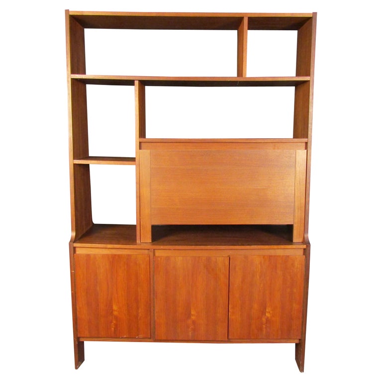 MidCentury Modern Wall Unit For Sale at 1stDibs