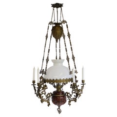 Lampe à huile française ancienne Arts and Crafts, chandelier en céramique, verre opalin, années 1900