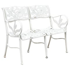 Banc vintage en fonte d'aluminium Tulip Flower Garden Patio Bench Seat Attr. to Molla