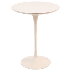 Eero Saarinen Knoll Tulip Table