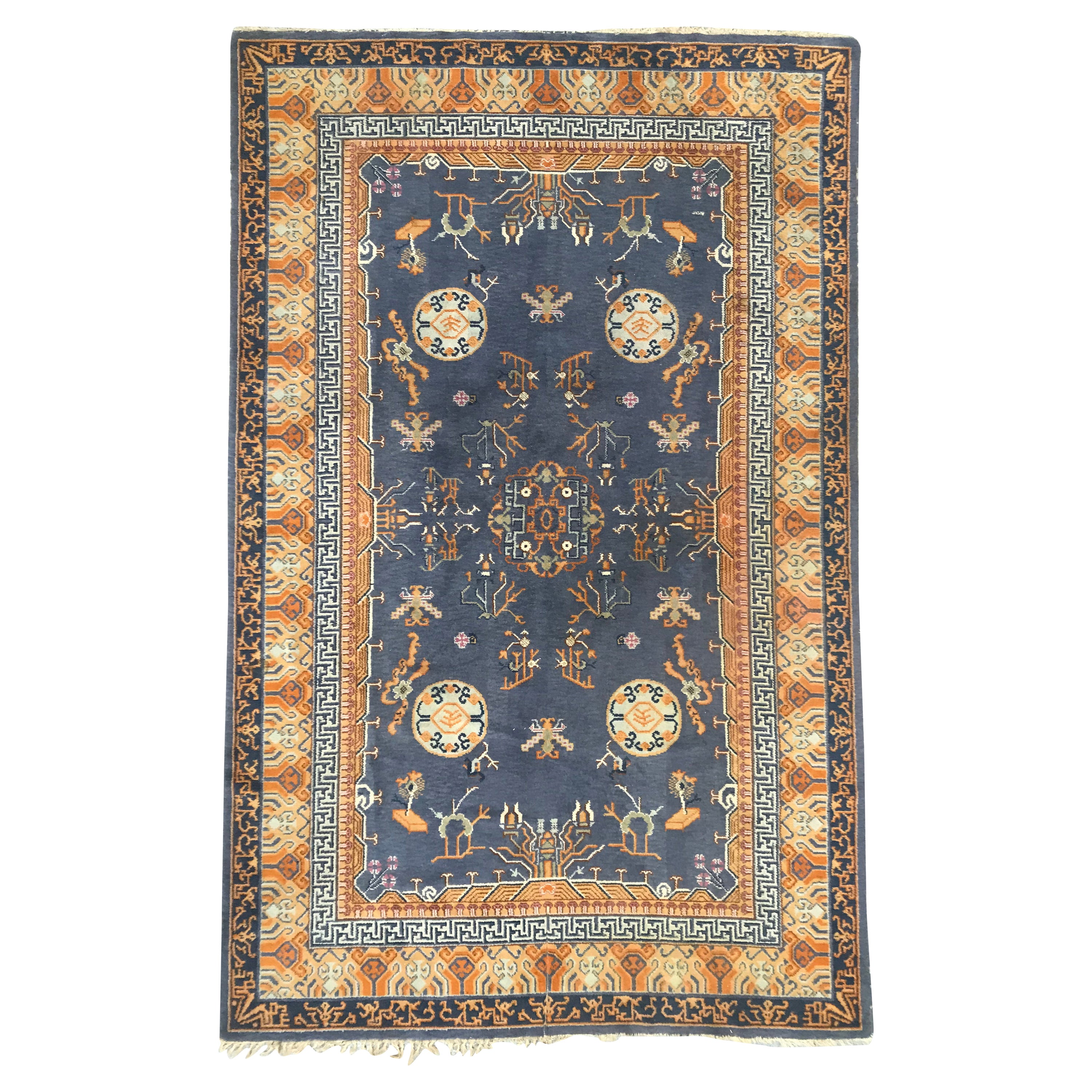 Preciosa alfombra anudada francesa de diseño chino vintage
