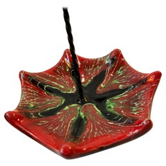 Piatto francese in ceramica a forma di ombrello di Vallauris AM, anni '60