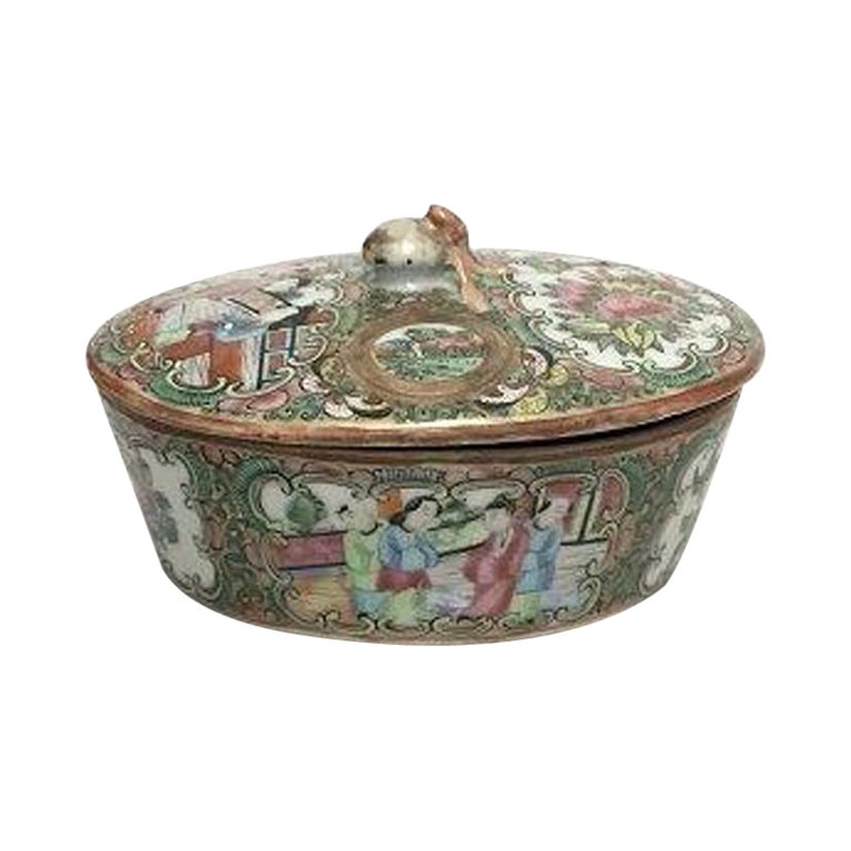 Chinese Canton 'Gold and Green' Tureen For Sale