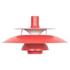 Pendentif « PH5 » du milieu du siècle dernier par Poul Henningsen, design danois, années 1950