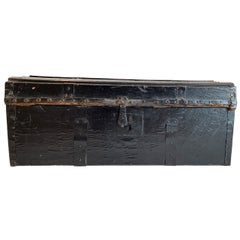 Small Vintage Trunk in Black