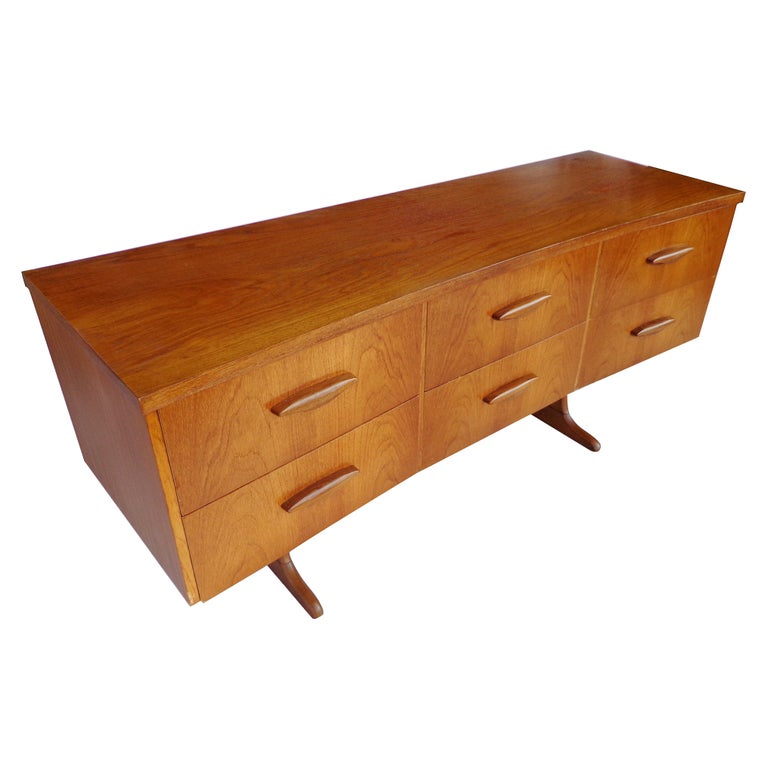 Mid Century Teak Credenza For Sale at 1stDibs