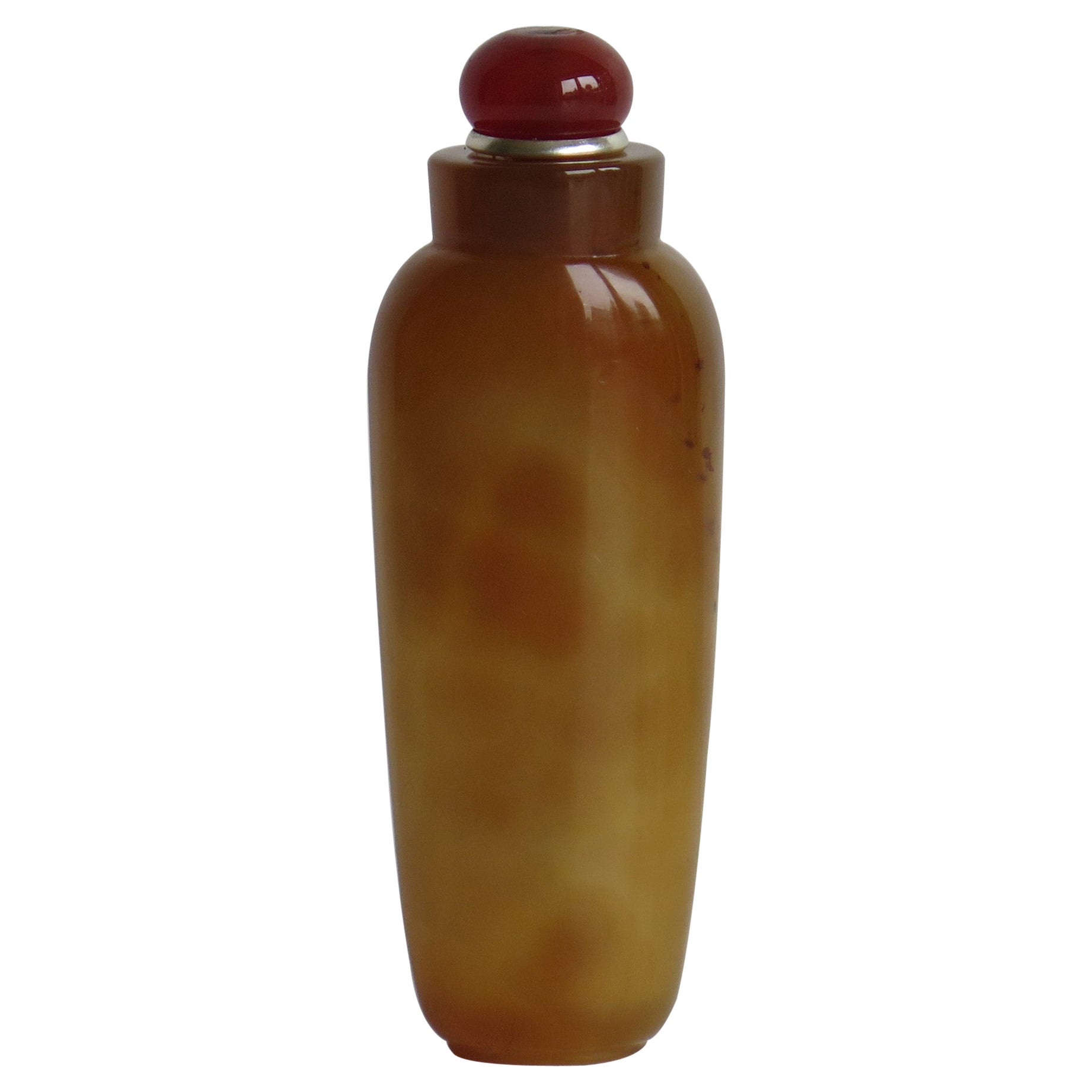 Chinese Natural Agate Stone Snuff Bottle Hand Carved with Spoon Top, circa 1940