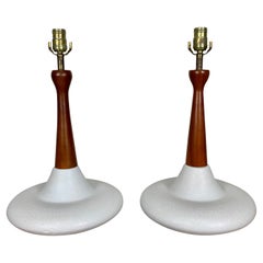 Lampes de table en céramique et noyer du milieu du siècle