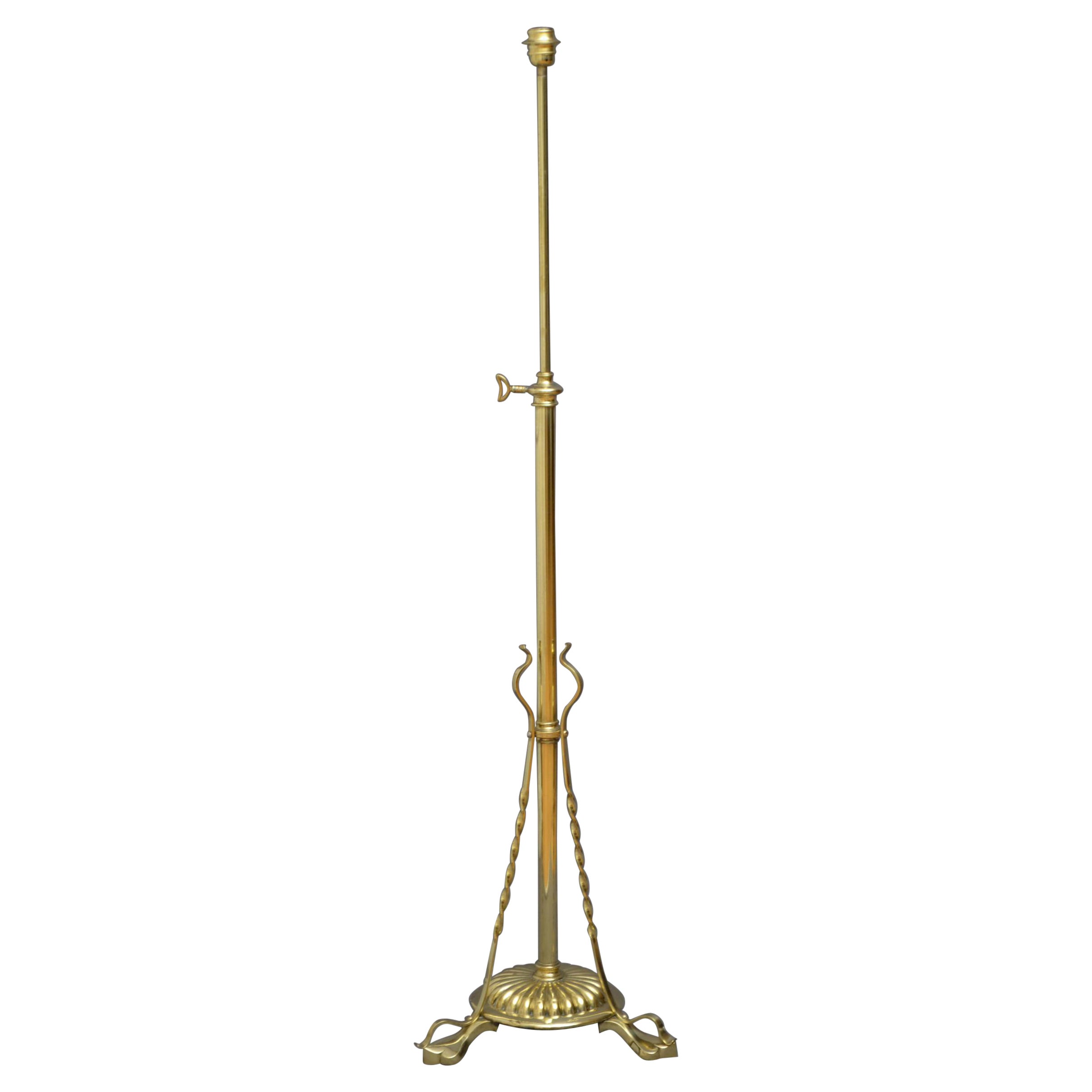 Early XXth Century Brass Floor Lamp For Sale
