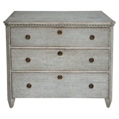 Chest of Drawers with Reeded Front