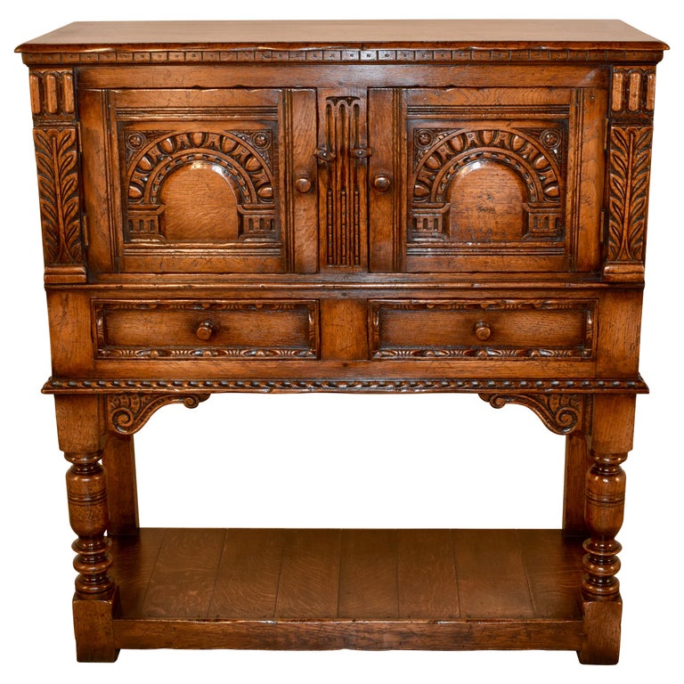 Late 19th Century Ipswitch Oak Server For Sale at 1stDibs