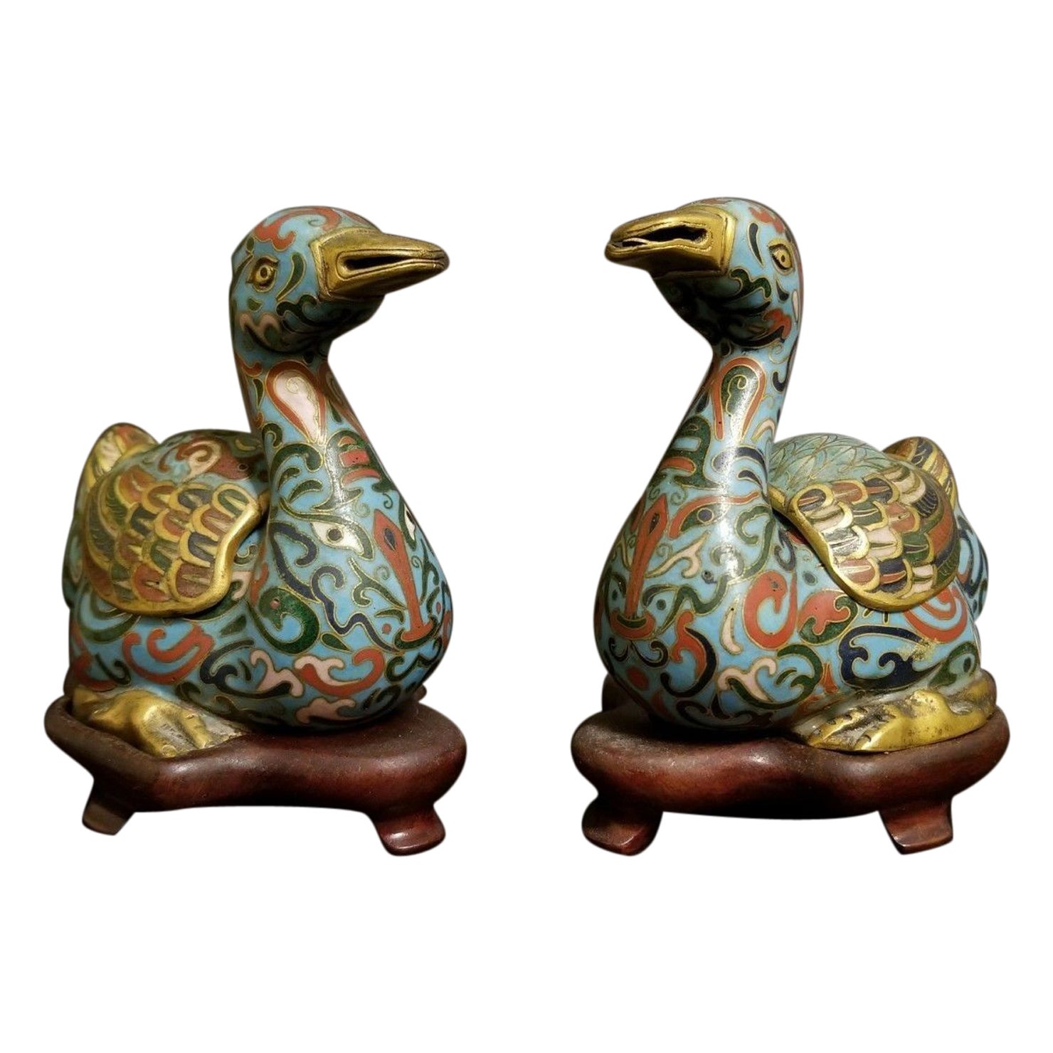 1880's Pair of Chinese Cloisonné Enamel Censer, Ducks on the Fitted Wood Base For Sale