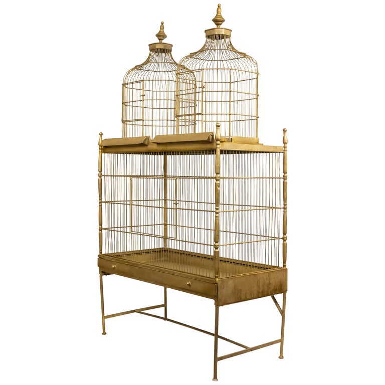 Cage à oiseaux à 3 compartiments en métal doré de style Régence anglaise En  vente sur 1stDibs