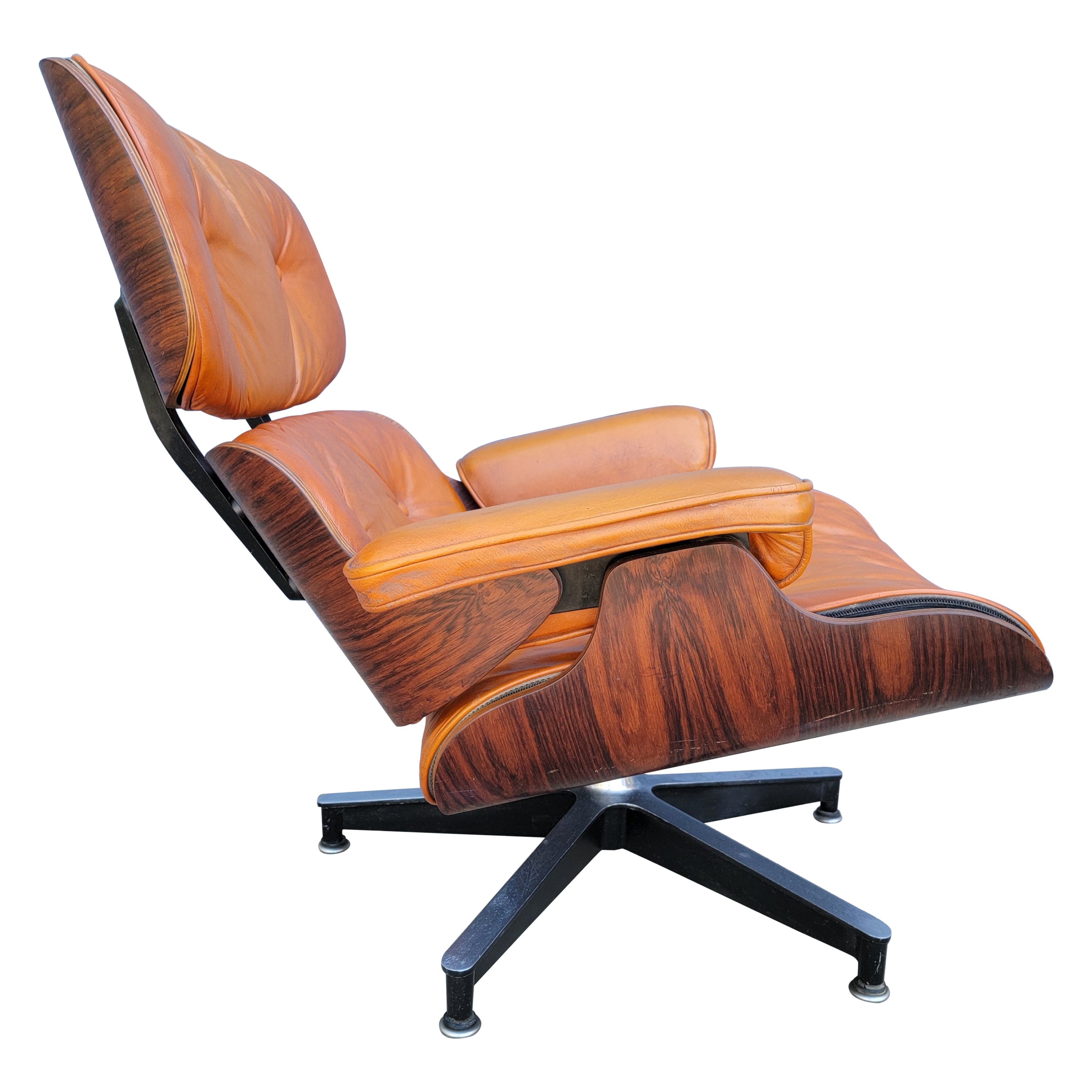 Early Eames 670 Lounge Chair