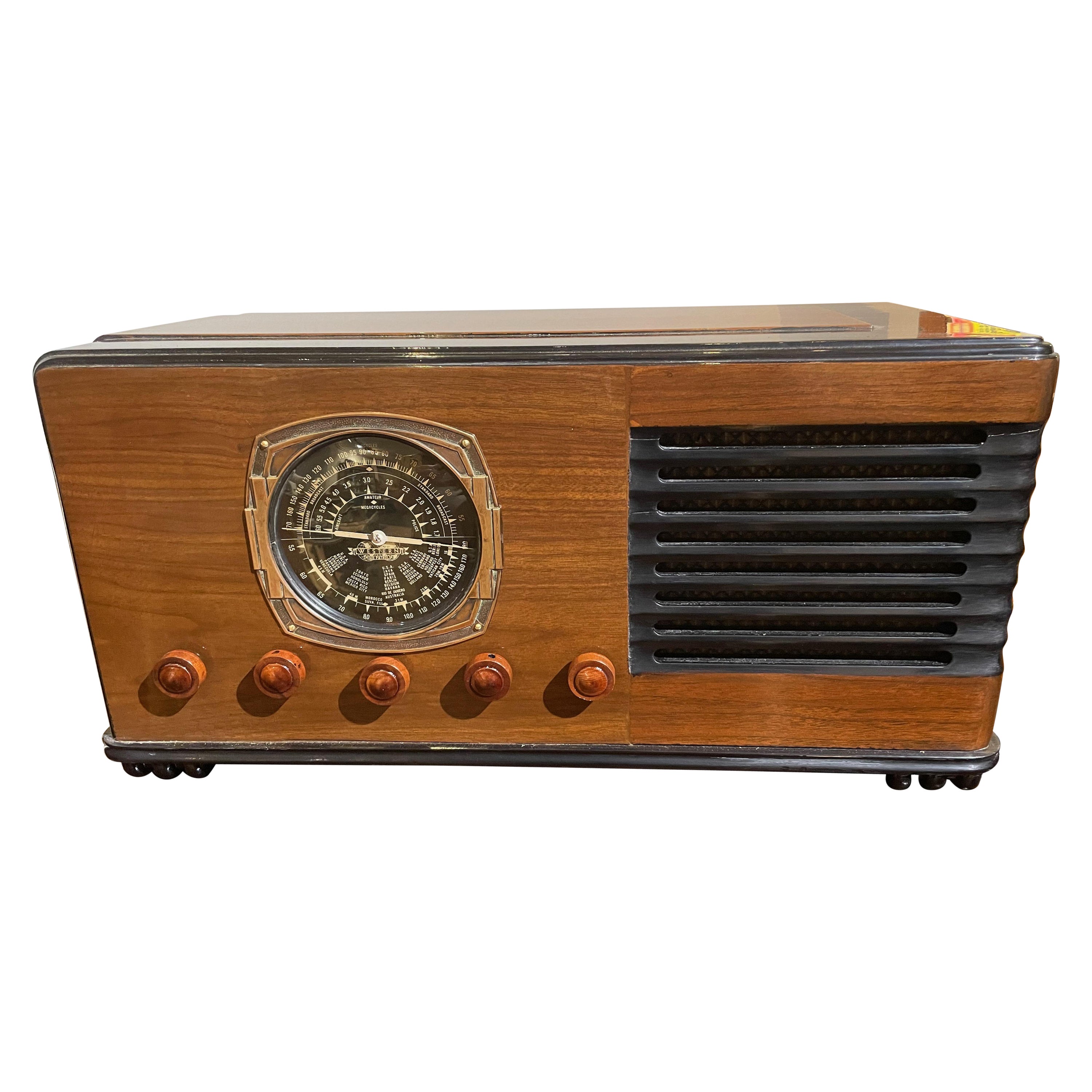 Western Air Patrol 76 Bluetooth Restored Vintage Art Deco Radio