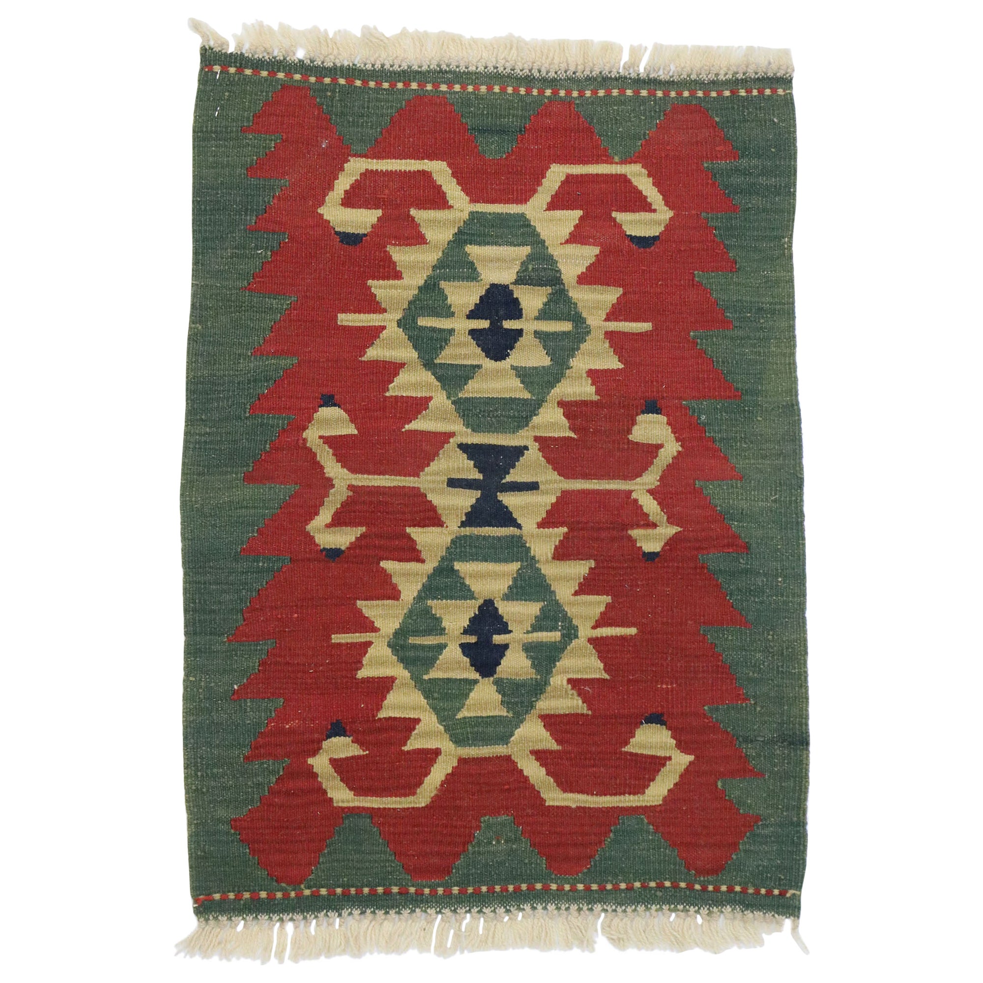 Vintage Persian Shiraz Kilim Rug, Luxury Lodge Meets Nomadic Charm For Sale