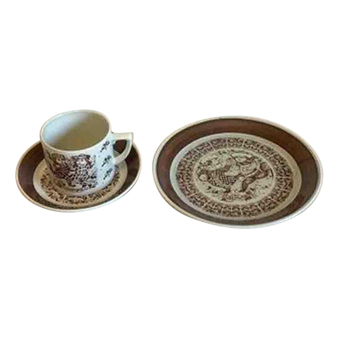 Bjorn Wiinblad, Nymolle January Month Cup No 3513, Saucer and Cake Plate No 3520 For Sale