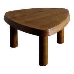 Table basse T23 de Pierre Chapo en orme massif produit en France, 1970