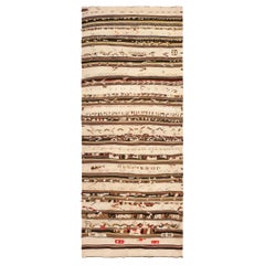 Vintage Moroccan Kilim Rug. Size: 4 ft 5 in x 11 ft