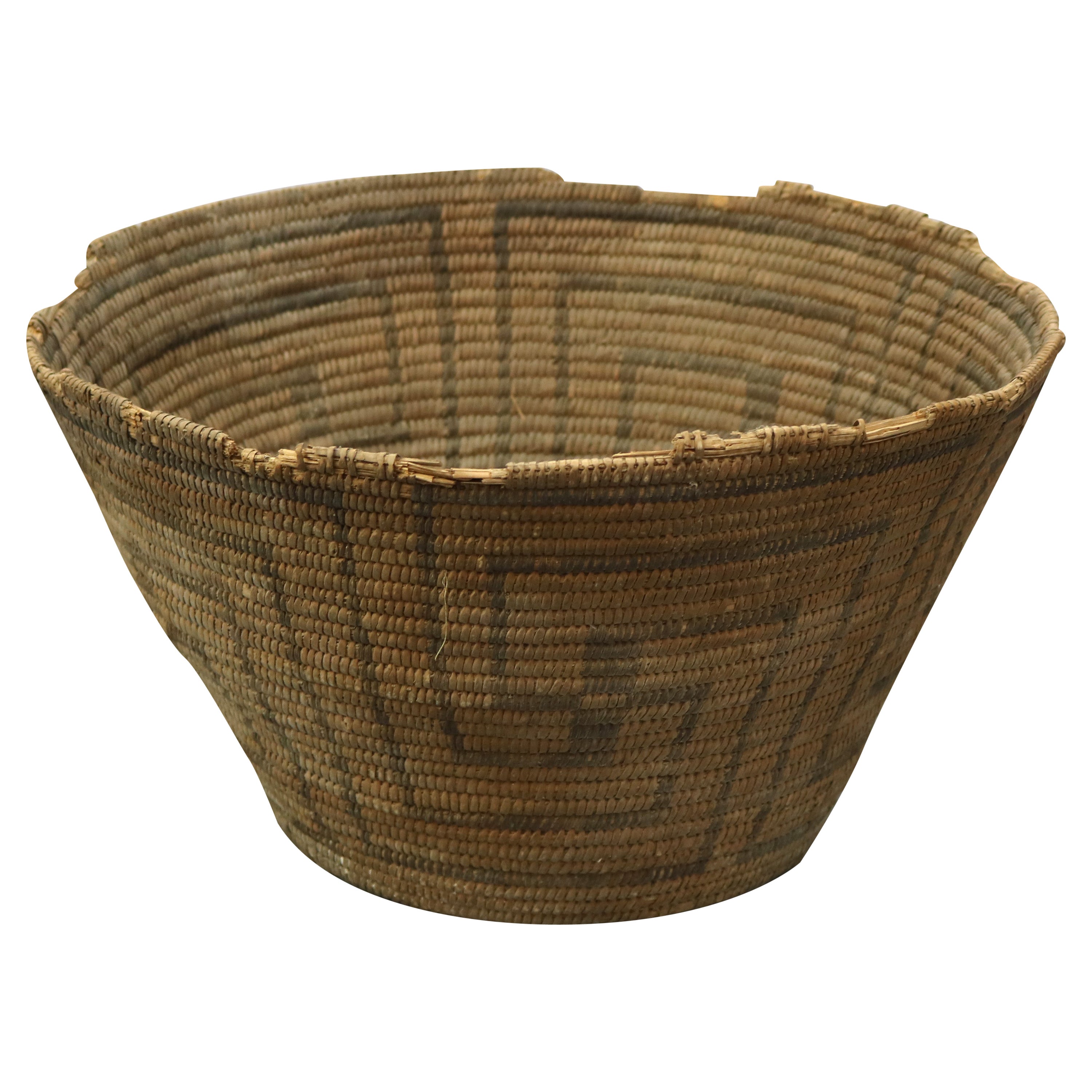 Antique Hand Woven Navajo Indian Basket, Whirling Log Good Luck Design, c1920