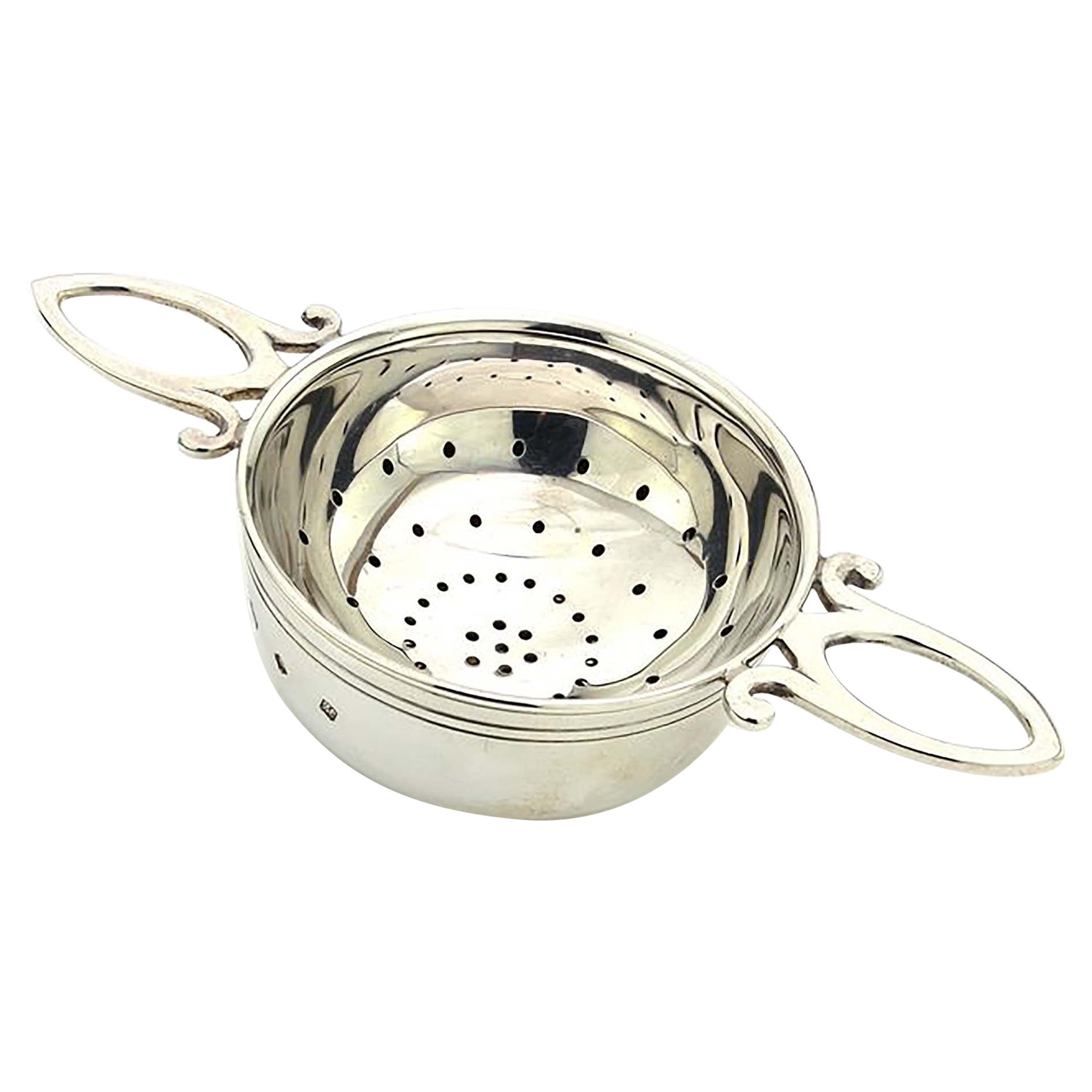 Sterling Tea Strainer on Stand, Mappin and b Birmingham, 1961 For