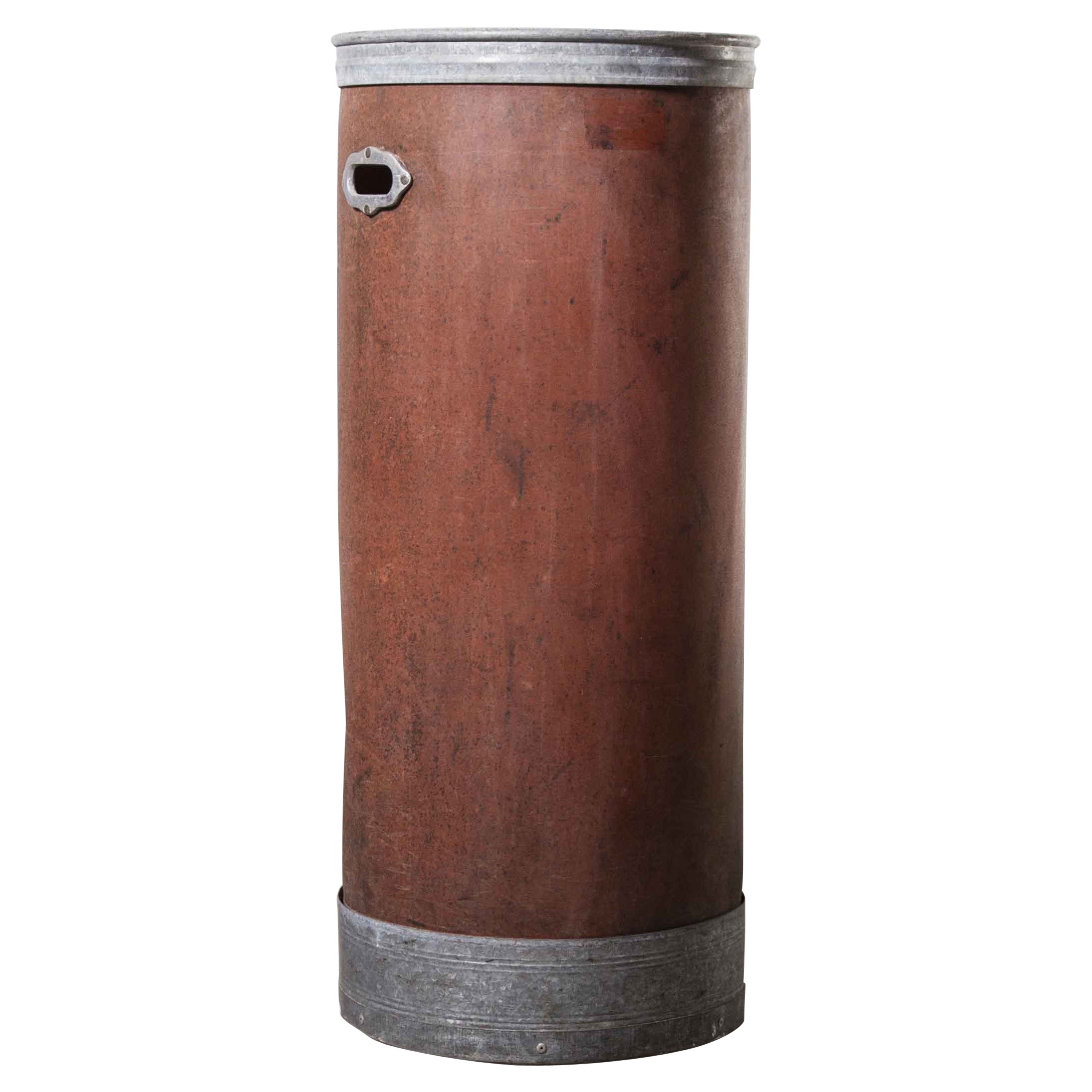 Grand cylindre de rangement industriel original Suroy des années 1940 « Modèle 1259 »
