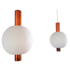 Ensemble de 2 lampes à suspension en cuivre et verre pour Hiemsrta Evolux, années 1960