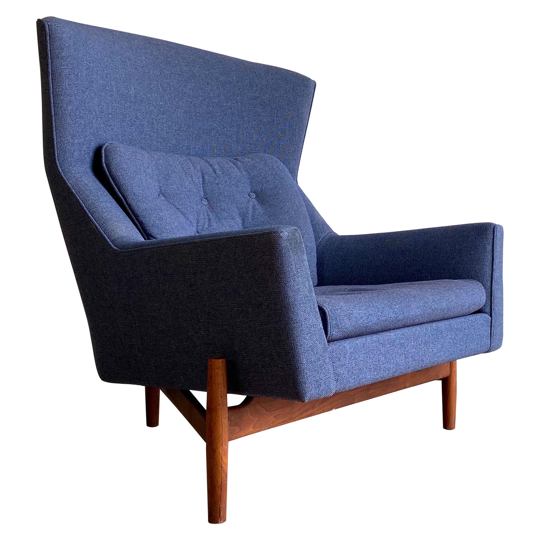 Jens Risom “Big Chair” Model 2117 Danish Modern Lounge Chair